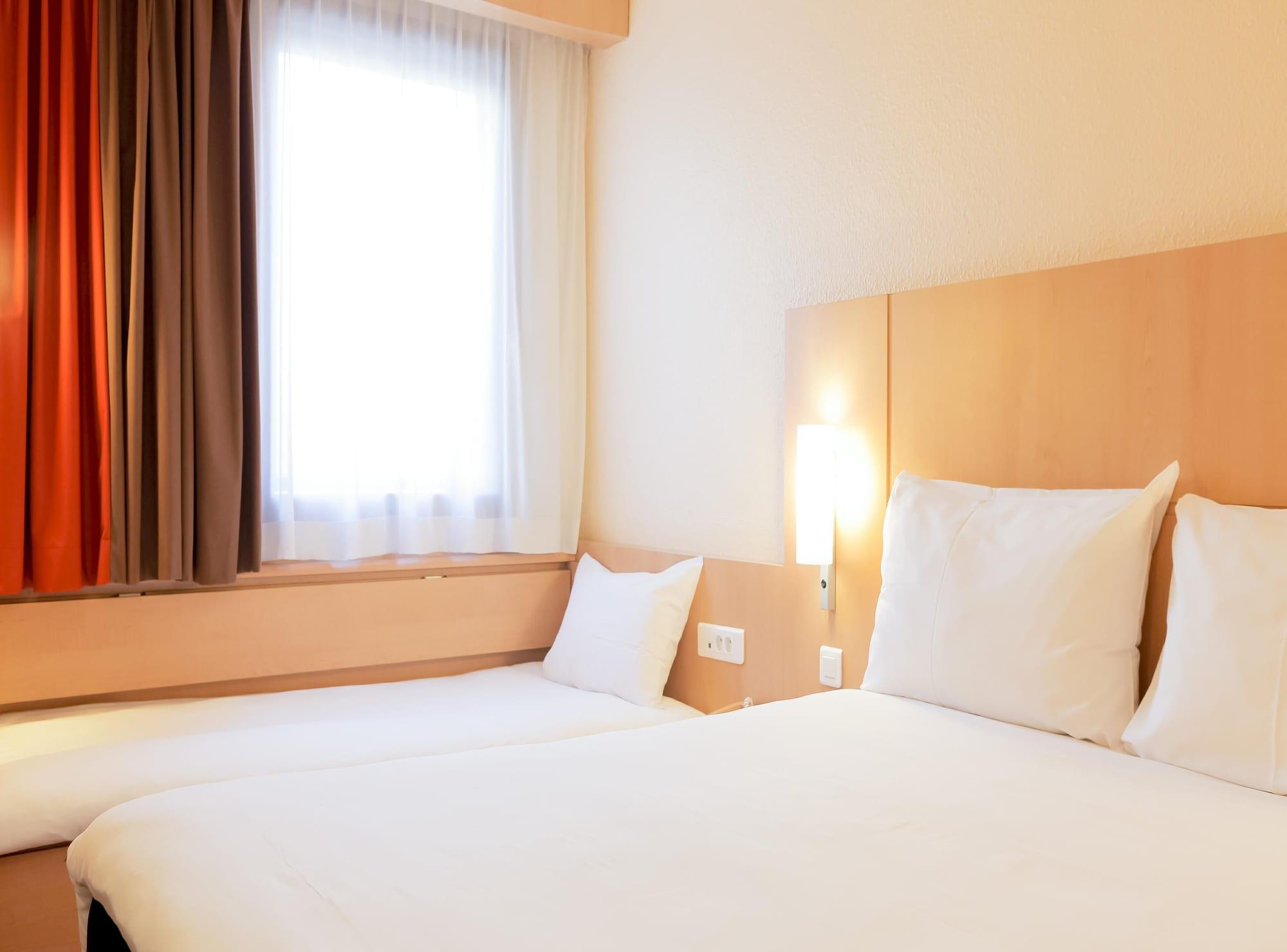 Hotel Ibis Grenoble Centre Bastille Zewnętrze zdjęcie